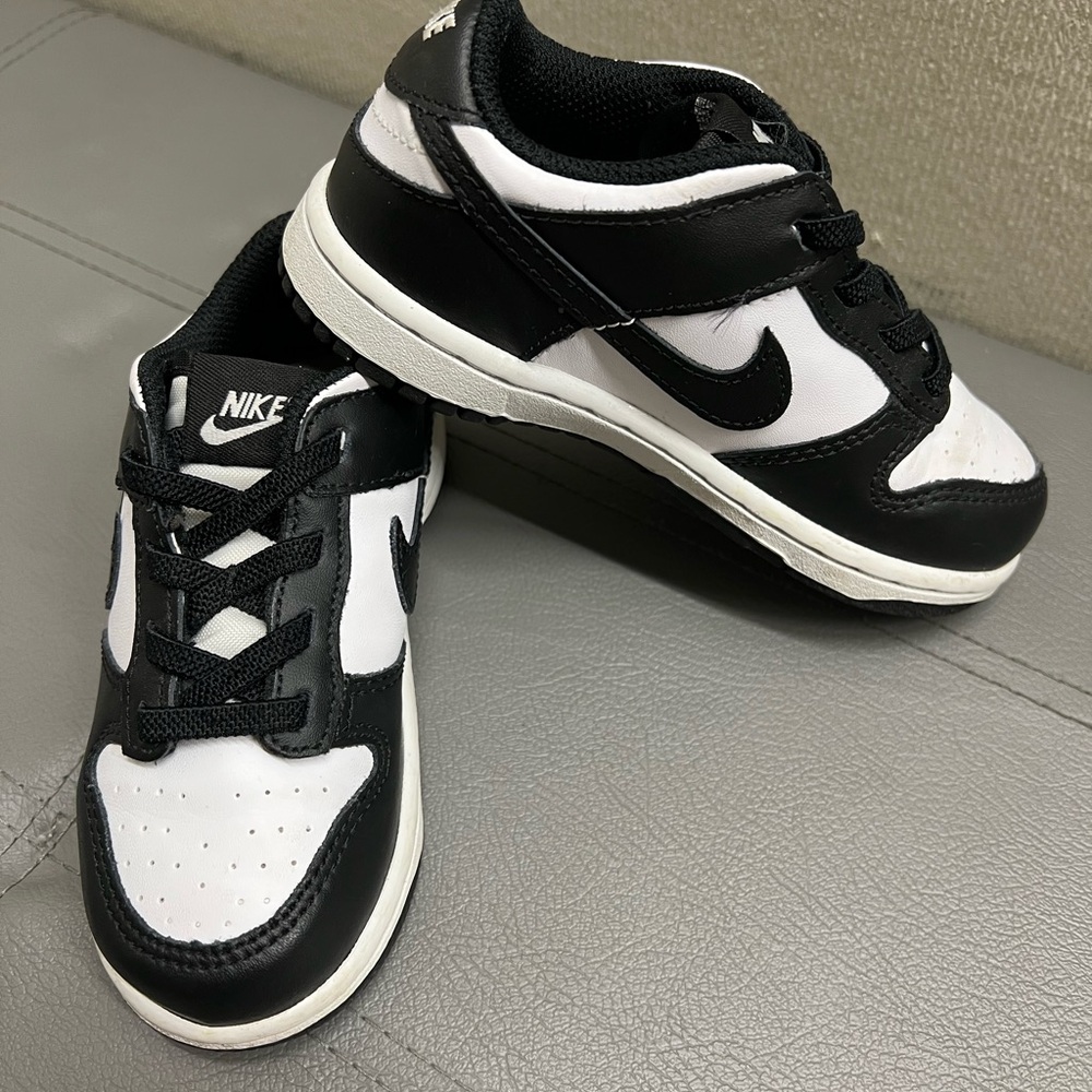Nike Kids Black and White Sneakers